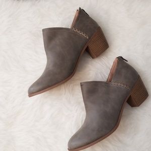JC Ankle Boots with Heel 11